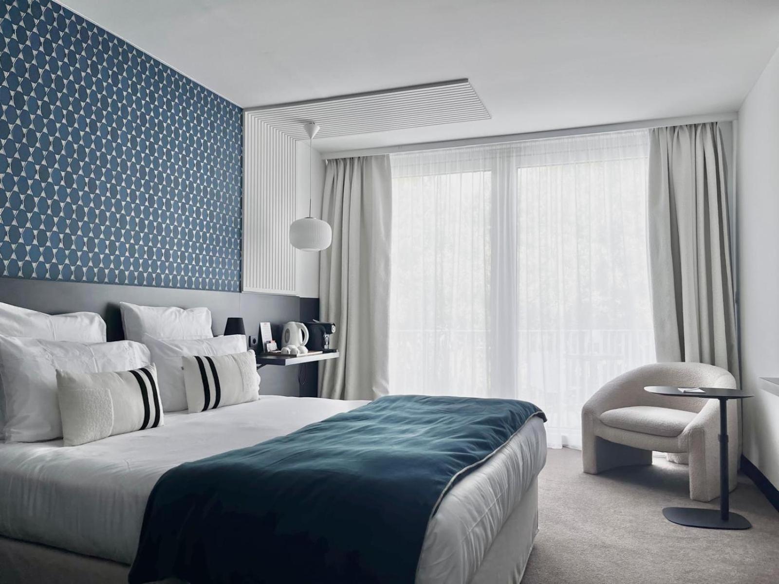 Le Prose Hotel Ла-Гранд-Мот Экстерьер фото
